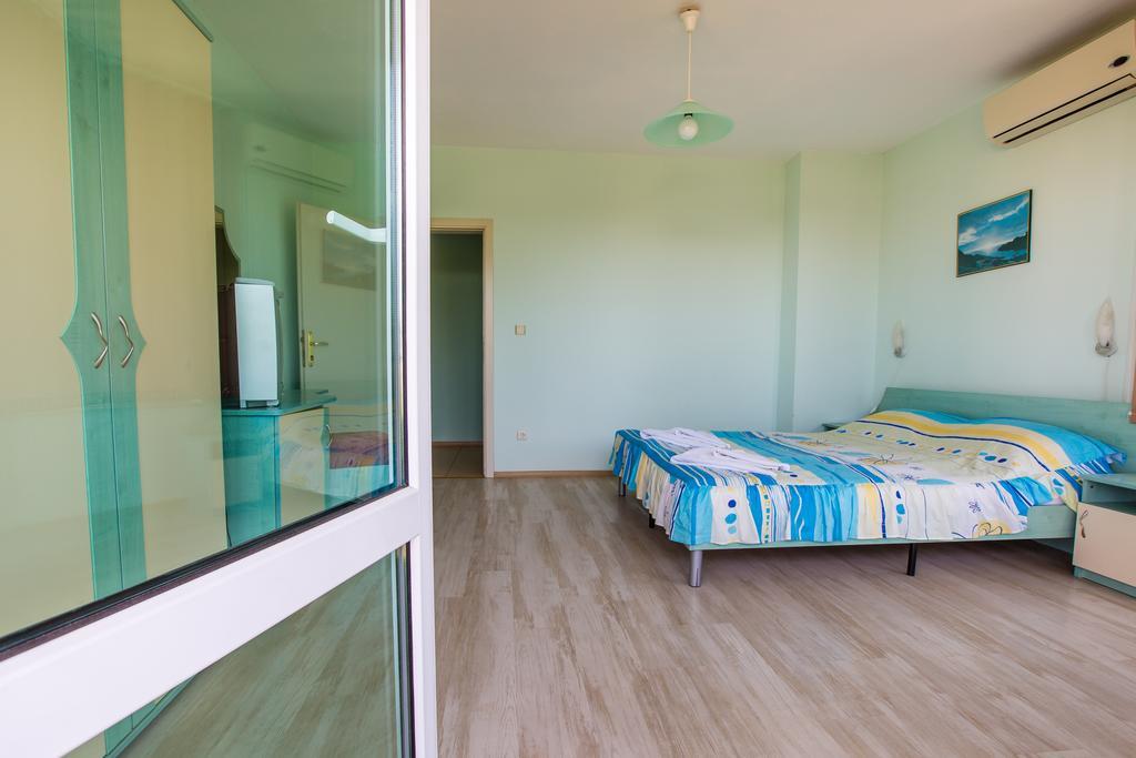 Guest House ,, Ekaterina Nessebar Extérieur photo