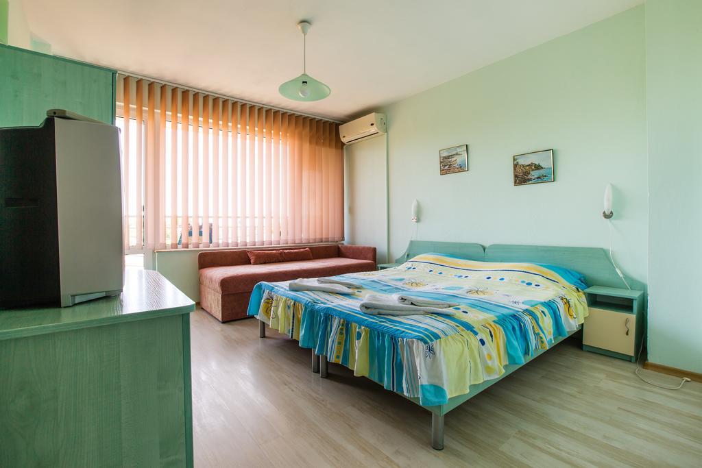 Guest House ,, Ekaterina Nessebar Extérieur photo